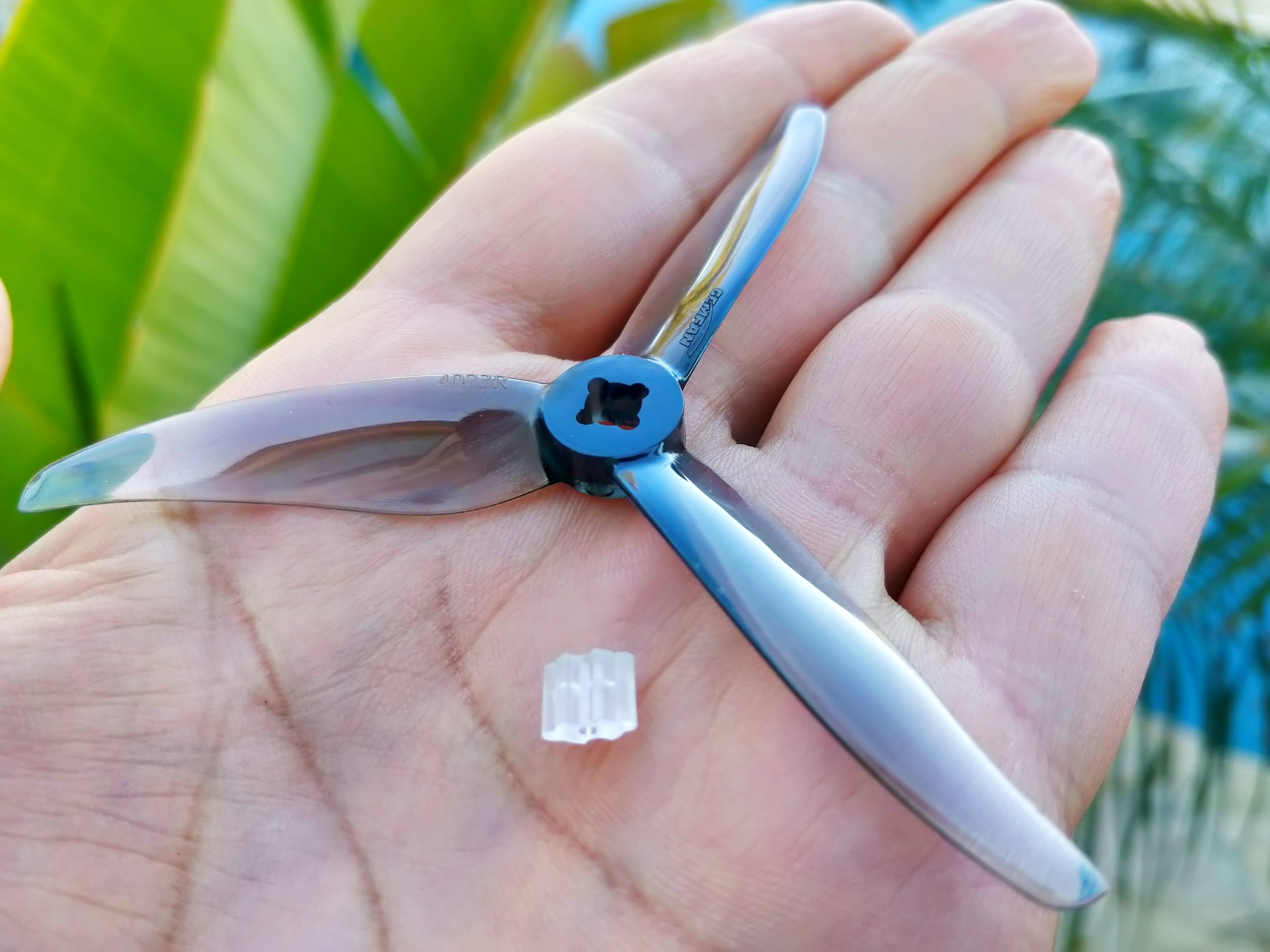 Gemfan 4023 - 4" TriBlade Prop (2CW + 2CCW) - Clear Grey