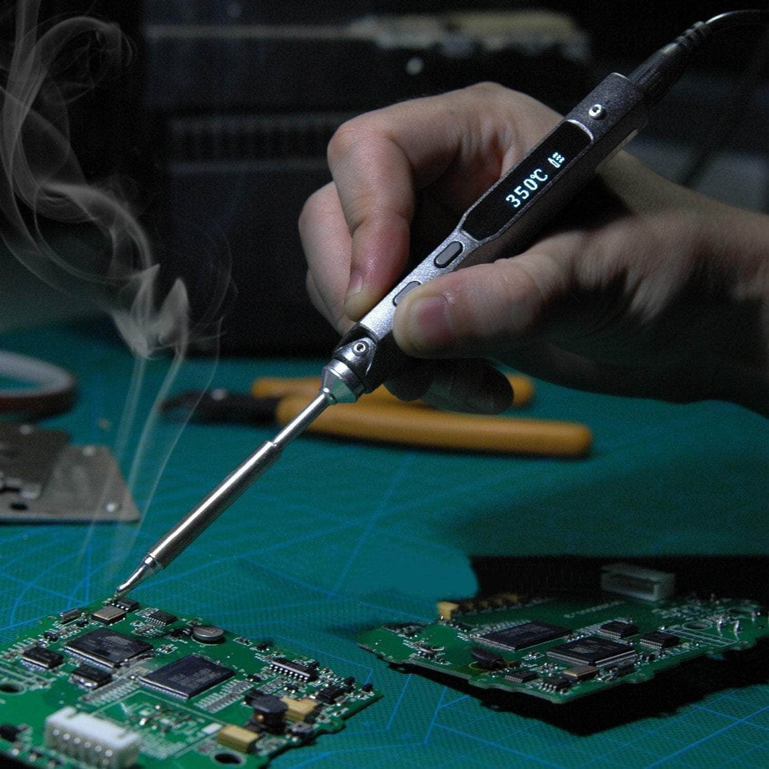TS100 Portable Soldering Iron